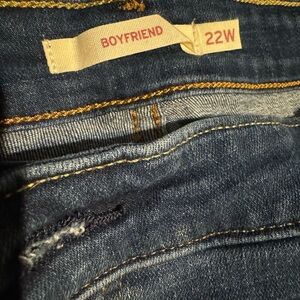 Women’s plus size boyfriend jeans